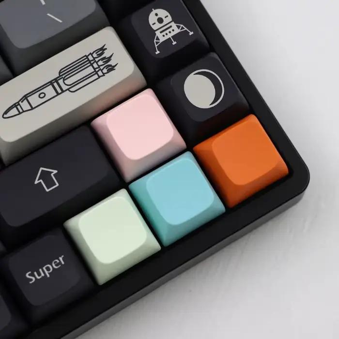 Touches de clavier PBT personnalisées pour gamer, XDA profil, couleurs noires, blanches et roses, compatible avec les commutateurs Cherry MX et le clavier GK61, pour personnaliser votre espace de jeu ```
