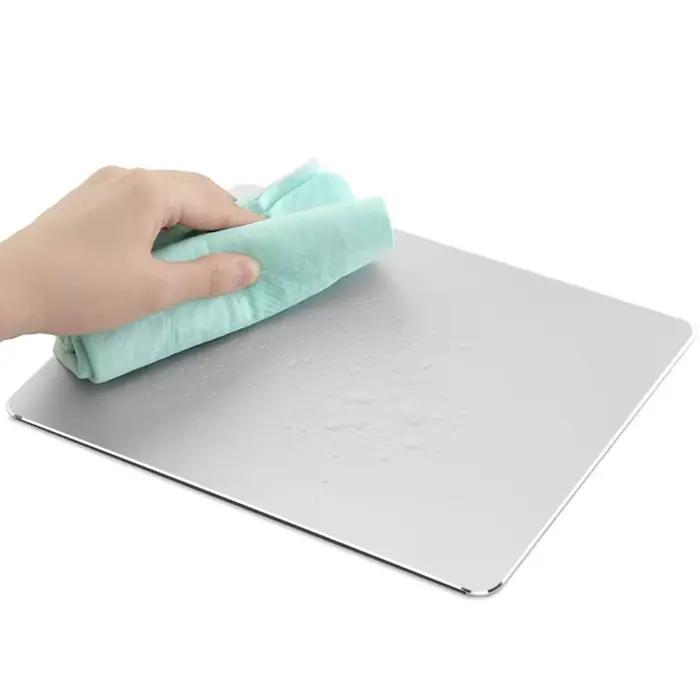 Tapis de souris en aluminium et métal