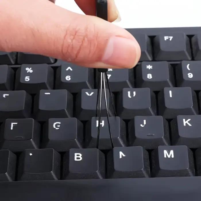 Kit de nettoyage de clavier 4 pièces avec extracteur de capuchons de touches