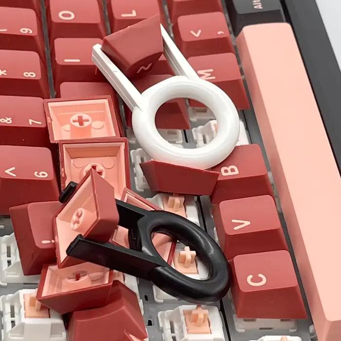 Extracteur de touches pour clavier mécanique