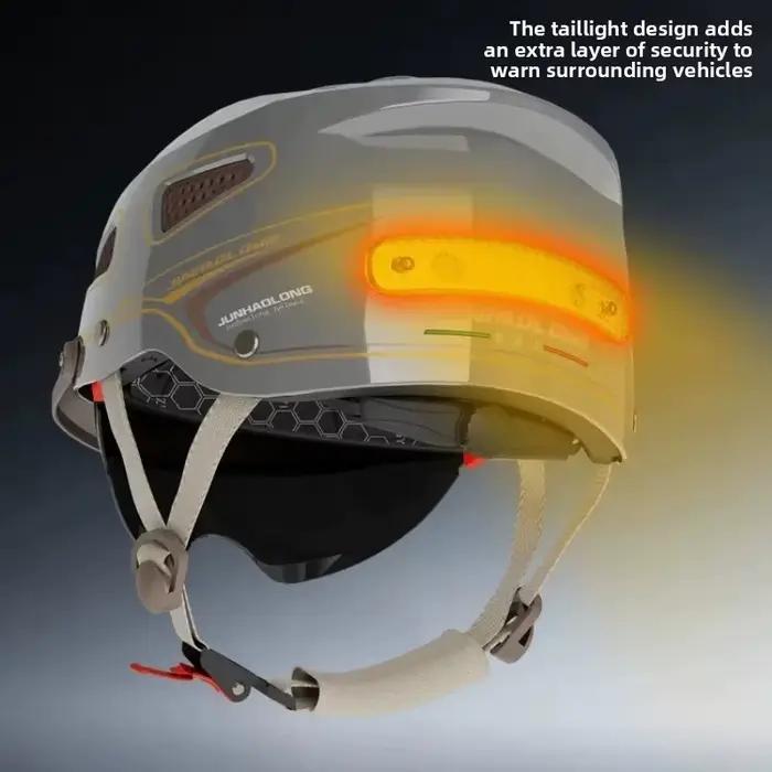 Casque de moto respirant pour l'été, casque ouvert pour hommes et femmes, double visière, demi-casque de scooter avec feux arrière