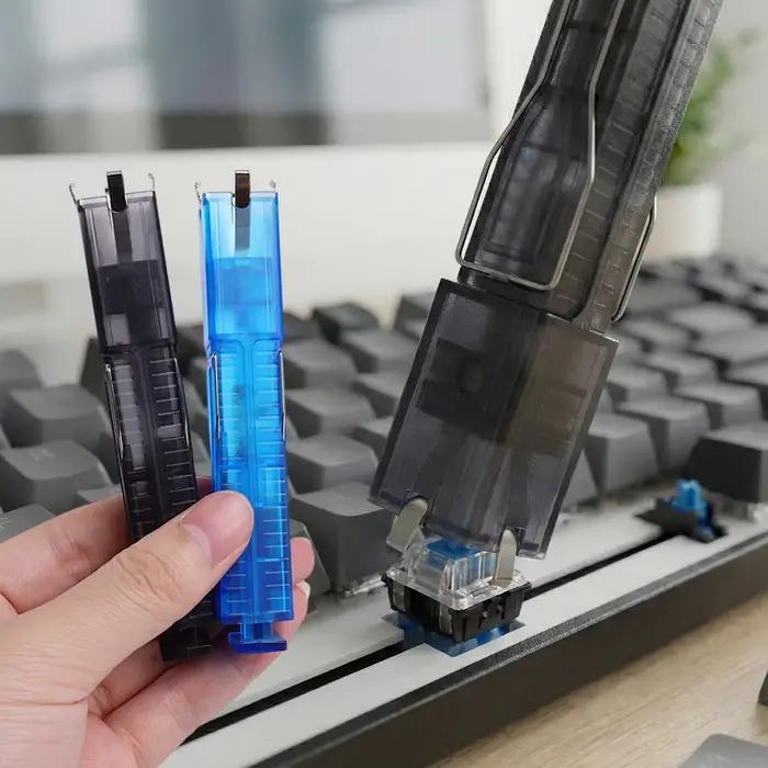 Extracteur de touches pour clavier mécanique