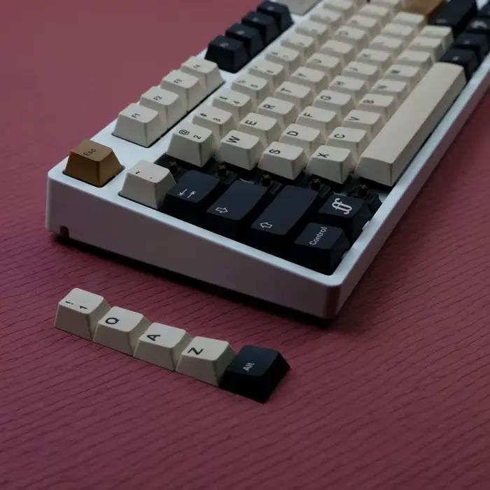 Capuchons de clavier GMK Maestro 142 touches