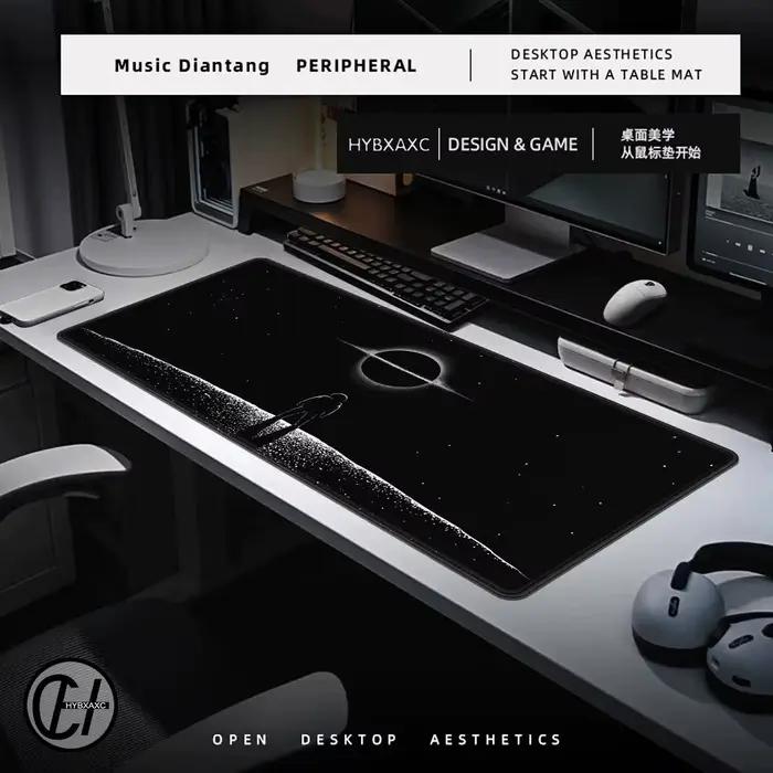 Tapis de souris Astronaute en caoutchouc grand format pour gamers et professionnels, design futuriste, résistance et durabilité, surface lisse et précise, base antidérapante, entretien facile, occasions multiples