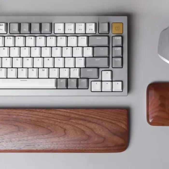 Brochure de clavier noir