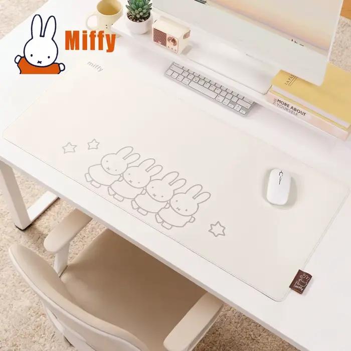 Grand tapis de souris Kawaii Miffy