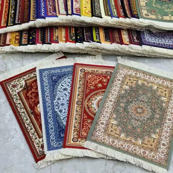 Tapis de souris multifonctionnel Bohemia Persian avec base en caoutchouc et pompon