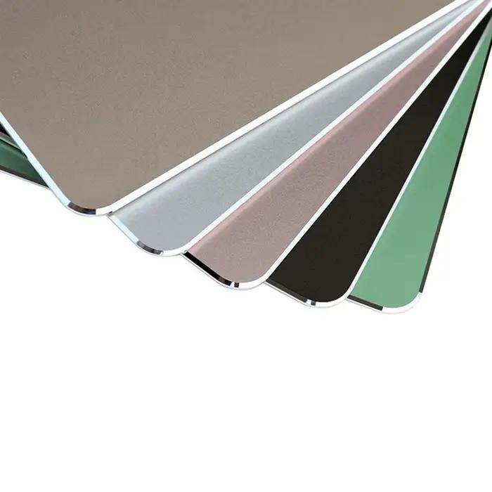 Tapis de souris en aluminium et métal