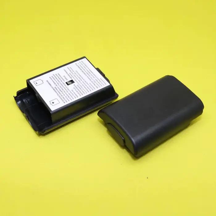 Boîtier de batterie aste noir et blanc pour manette sans fil Xbox 360