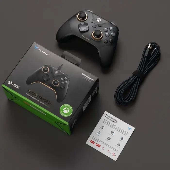 Manette filaire FLYDIGI VADER 5S avec joysticks à tension réglable FORCEFLEX et gâchettes FORCESWITC