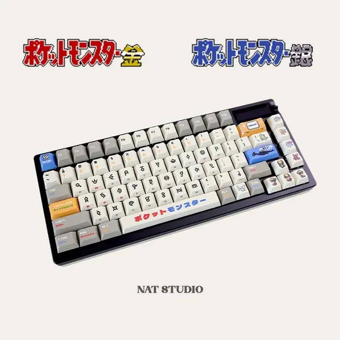 Clavier mécanique à touches personnalisées Pokémon Unown style pixel art PBT sublimation cinq faces occasion spéciale pour adultes adolescents gamers programmation