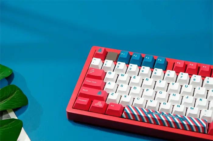 Capuchons de touches de Noël personnalisés en PBT pour clavier mécanique CHERRY MX Switch Wooting compatibles avec divers modèles 129 touches rouge ressortissant de la fête