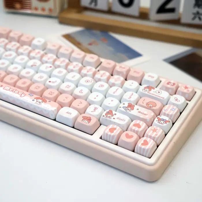 136 touches My Melody PBT Keycaps MOA Dye-Sub MX Ensemble de clavier mécanique pour 61/64/68/87/96/104/108