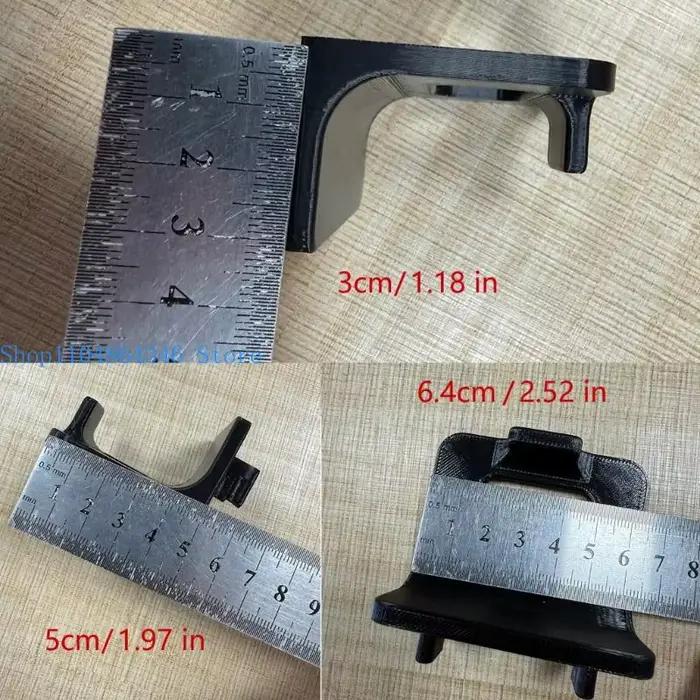 Support de fixation pour manette de jeu pour panneau perforé SKADIS