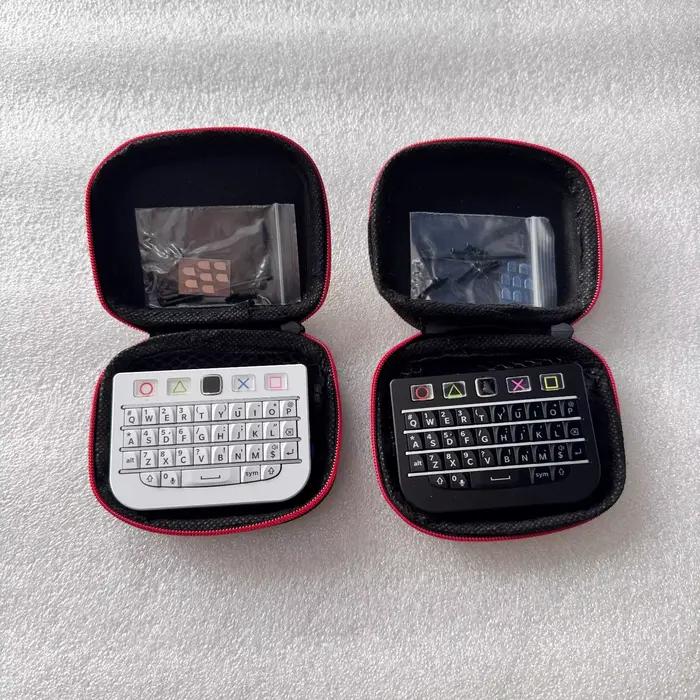 Clavier QWERTY miniature sans fil double mode Bluetooth USB blanc style BlackBerry Q10 pour PC