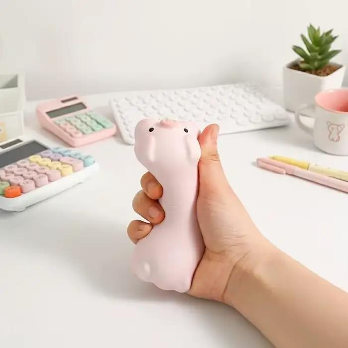 Support de poignet ergonomique en forme d'animal de dessin animé, repose-main souple pour souris, soulage la douleur pour le bureau, l'école et les jeux