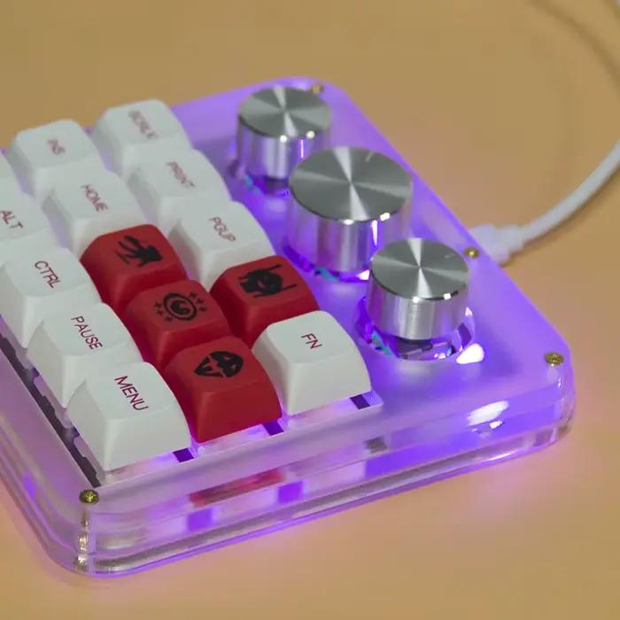 Clavier mécanique à 15 touches et 3 boutons