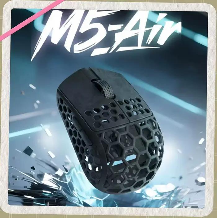 Darmoshark M5 souris de jeu en Fiber de carbone forgée à l'air sans fil 8K Macro
