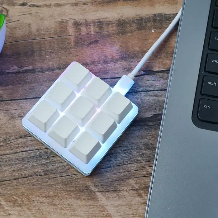9 touches RGB Macropad Macro clavier mécanique USB Mini jeu claviers de programmation personnalisés pour les jeux Photoshop