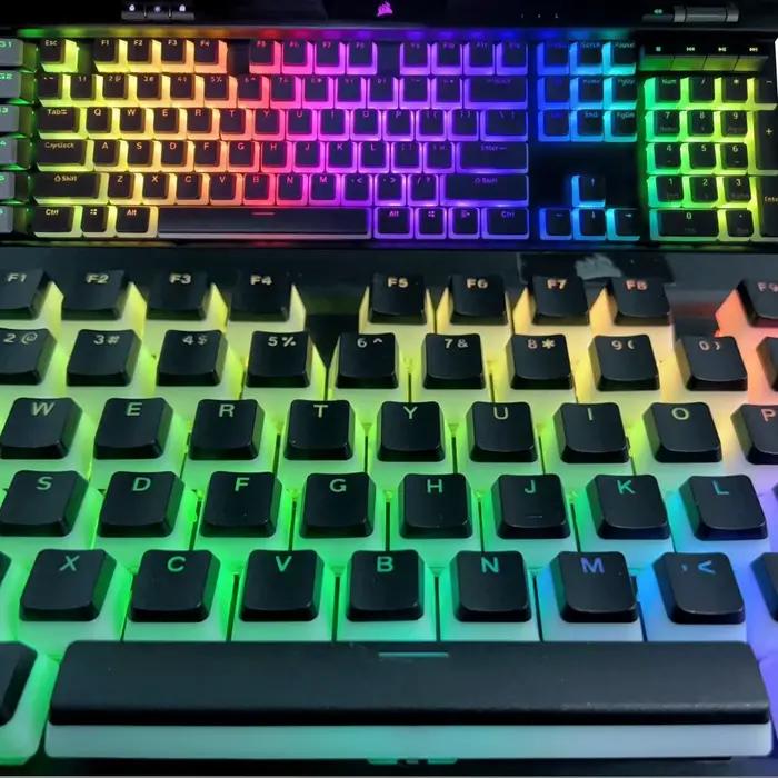 Capuchons de touches translucides Corsair PBT
