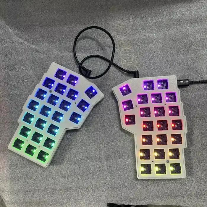 Corne V4.1 clavier fendu personnalisé monomode filaire MX axe V4 QMK/VIAL RGB échange à chaud PCB ergonomie claviers mécaniques Kit cadeau