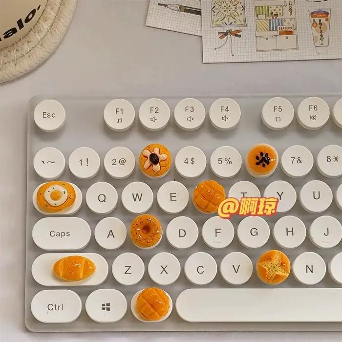 Capuchons de touches de clavier en forme de chat mignon de dessin animé (veuillez suivre notre boutique