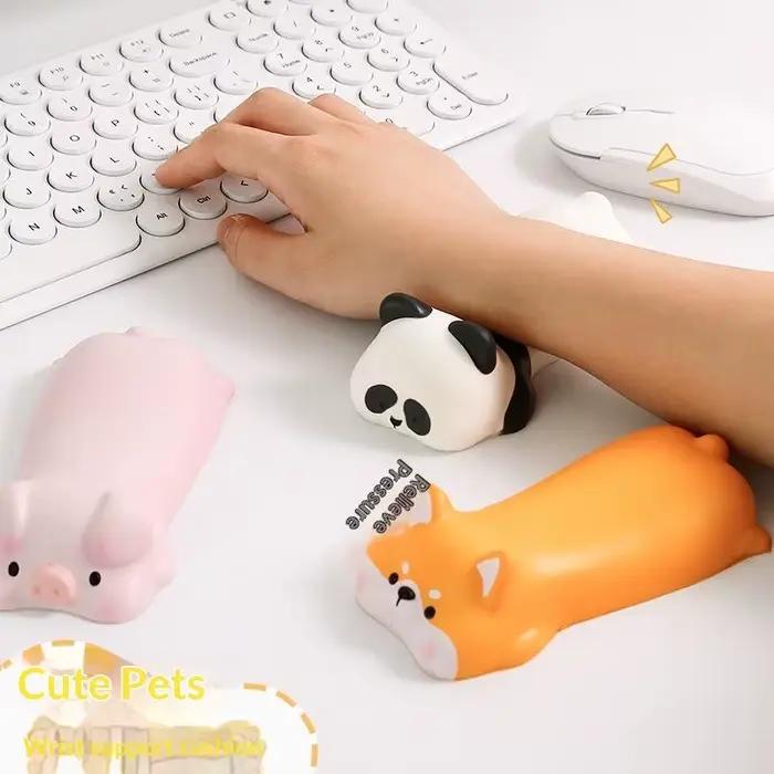 Repose-poignet ergonomique en forme d'animal de dessin animé, support doux pour la main de la souris, accessoire de jeu pour bureau