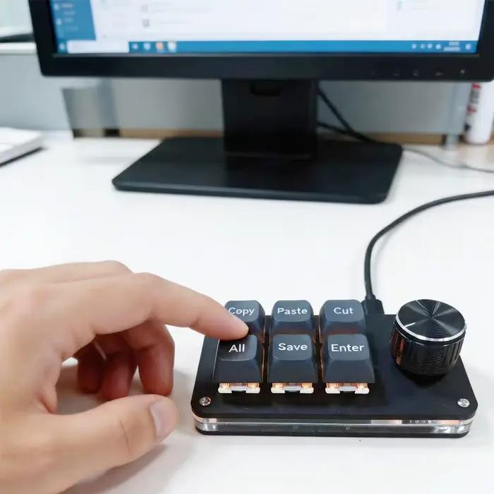 Clavier personnalisable à 6 touches